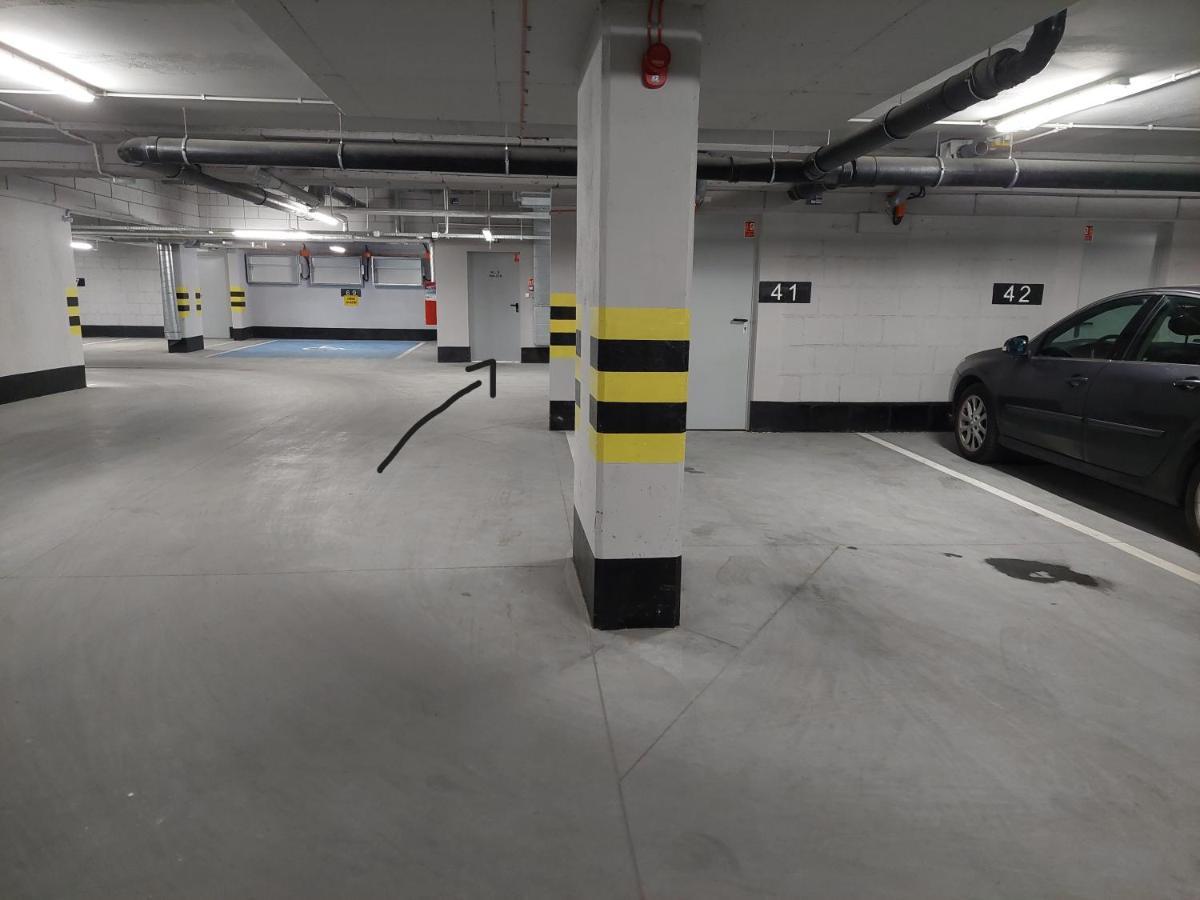 Mak Apartment Grobla - Free Parking - 3 Rooms 格但斯克 外观 照片