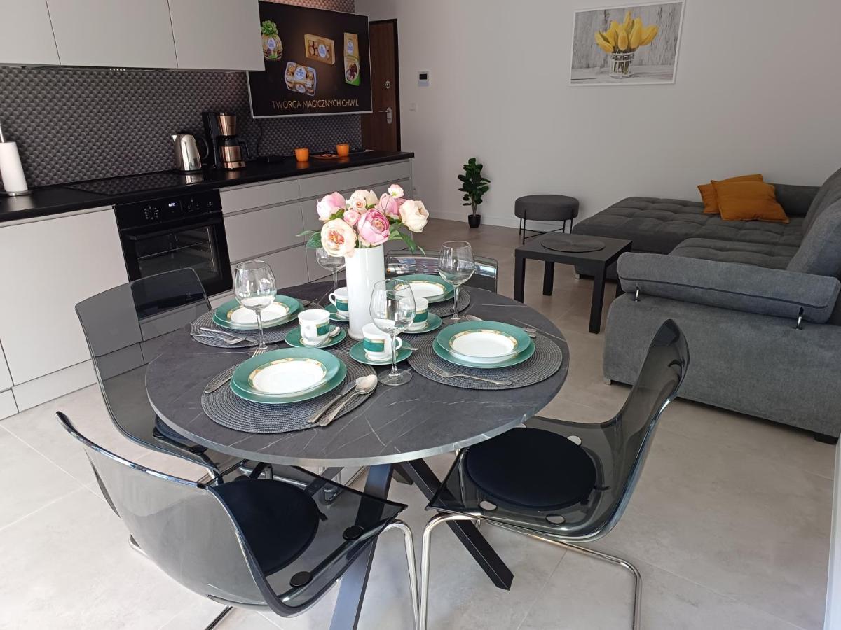 Mak Apartment Grobla - Free Parking - 3 Rooms 格但斯克 外观 照片