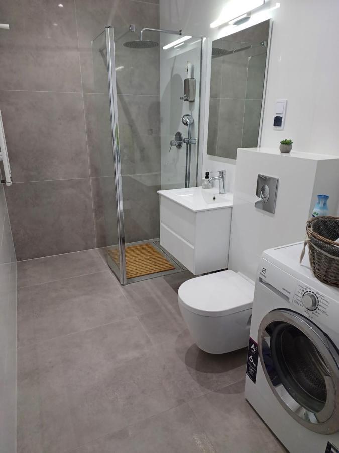 Mak Apartment Grobla - Free Parking - 3 Rooms 格但斯克 外观 照片
