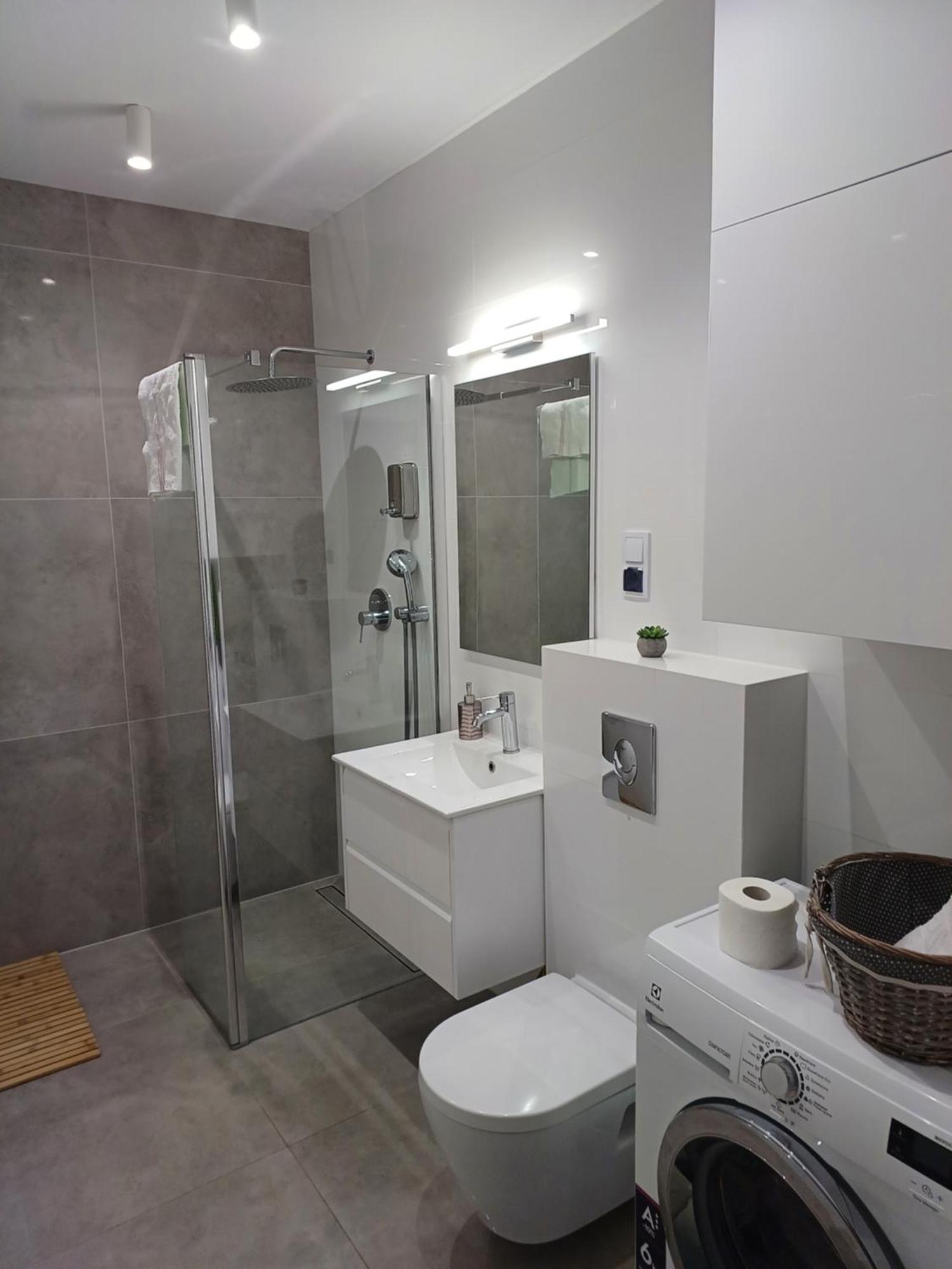 Mak Apartment Grobla - Free Parking - 3 Rooms 格但斯克 外观 照片